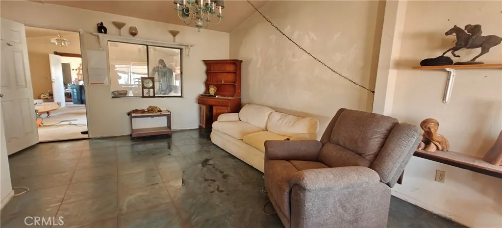 6908 Star Dune Avenue, 29 Palms, California 92277 home-pic-23